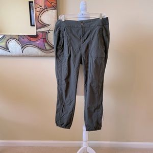 Athleta Trekkie Pants, Army Green, 10